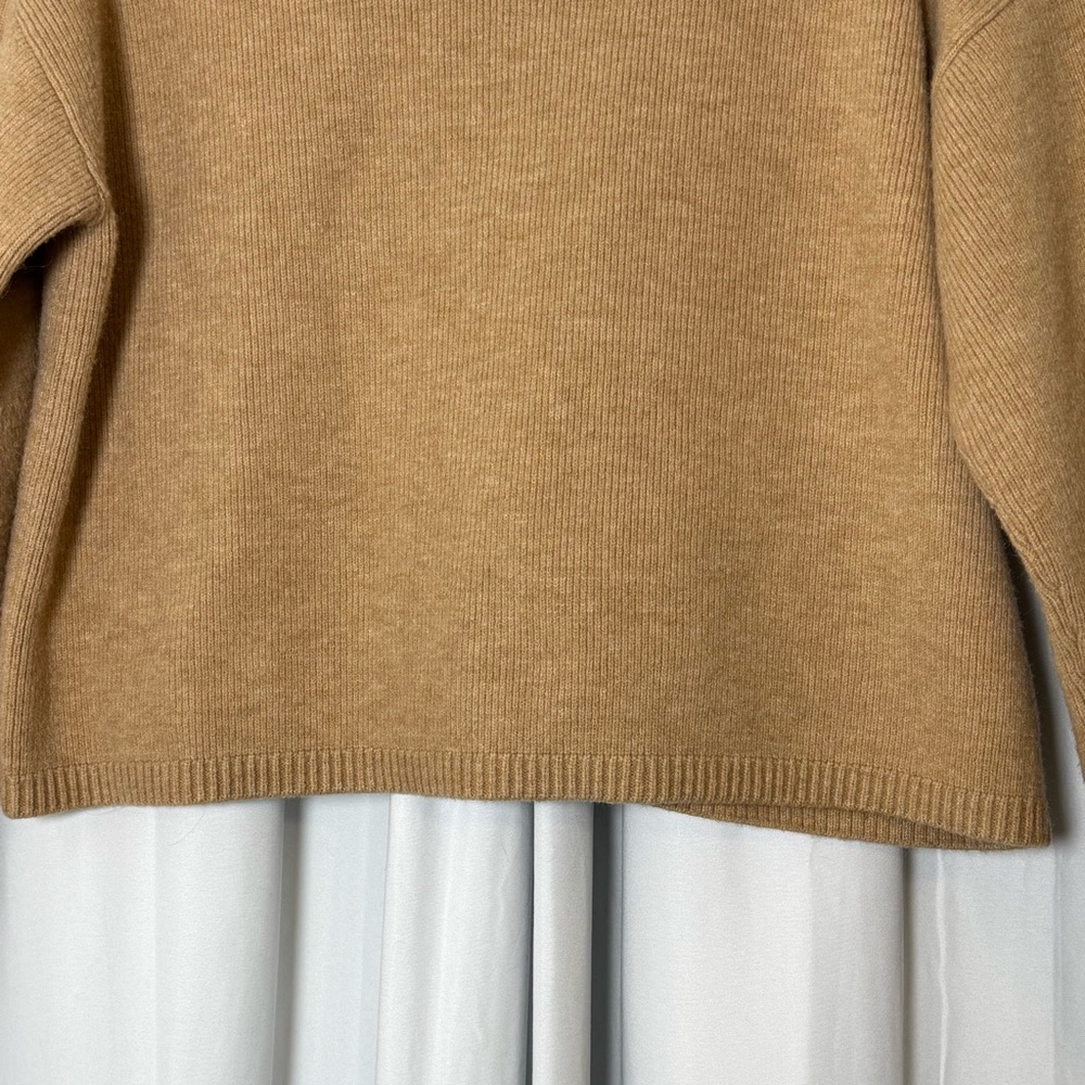LOFT Waist Patch Pocket Cardigan Button Front Sweater Camel Womens Medium - Picture 8 of 11